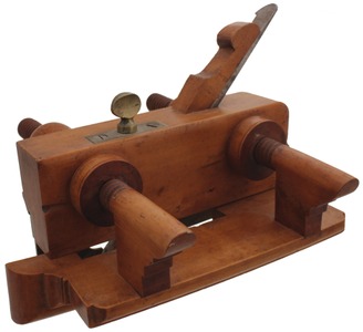 M. Read, Boston, Massachusetts: Extra Clean Unhdld. B'wood Plow Plane
