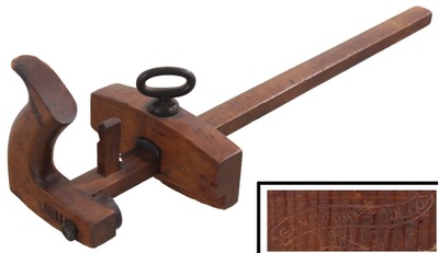 Sandusky Tool Company, Sandusky, Ohio, No. 186: Beechwood Slitting Marking Gauge