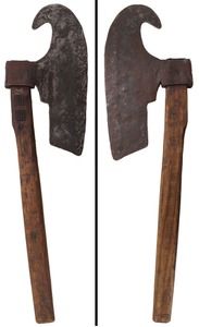 Unmarked: German Pattern "Goosewing" Ax