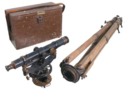 Pioneer Instrument Company, Brooklyn, New York: Clean & Usable Surveyor's "Wye" Level