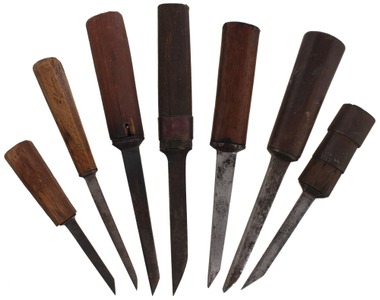 Assorted Makers: Wkg. Set Of Seven "Pigsticker" Chisels