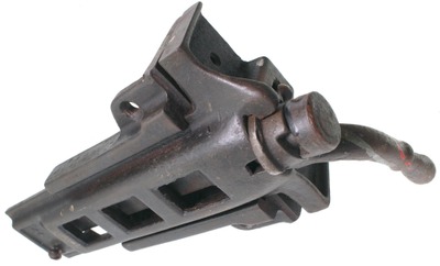 Unmarked: Clean & Usable Cast Iron Bench Vise