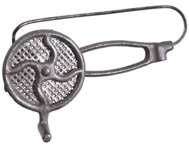 Unmarked: The "Family" Nutmeg Grater