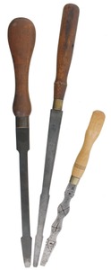 Unmarked: Three Early Type "Turnscrew" Screwdrivers