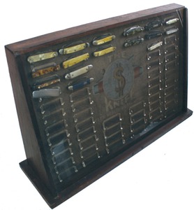 Schatt & Morgan, Titusville, Pennsylvania: Orig. Display Case Dollar Knife Co. Knife