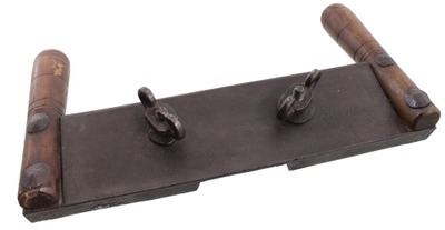 Unmarked: Massive Cooper's Wood & Iron Head Sha