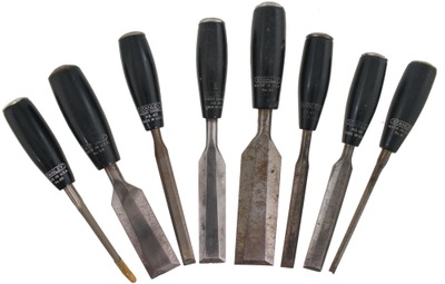 Stanley Tools, No. 60: Lot Of Ten Extra Clean Chisels