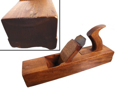 John Bell, Philadelphia, Pennsylvania: Handled Ogee Molding Plane