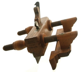 L.T. Pope, Boston, Massachusetts: Unhdld. Screw Arm Plane