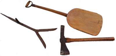 Assorted Makers: Three Farm Primitive Items