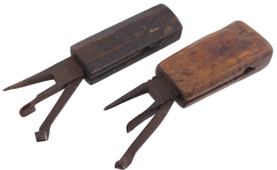 Assorted Makers: Two Early Type Race Knives