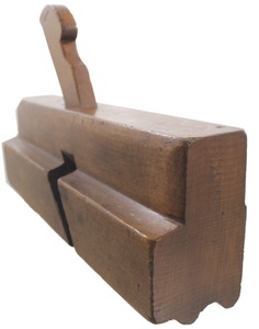 E.W. Carpenter, Lancaster, Pennsylvania: Rare "Washboard" Molding Plane