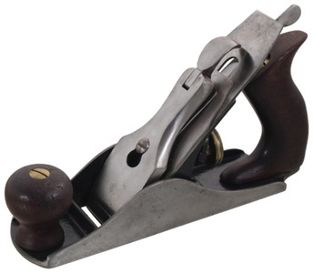 Union Manufacturing Company, New Britain, Connecticut, No. 2: 7 1/2" Smoothing Metallic Plane
