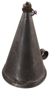 Kayes of Leeds, Leeds, England: Unus. Conical 1 Pt. Oil Can