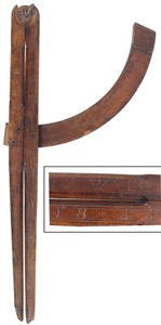 I.W.R.: Early Carved & Decor Wooden Beam Dividers