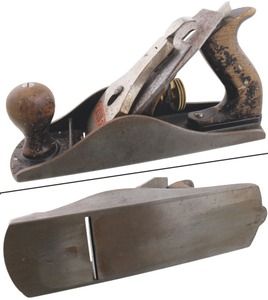 Stanley Rule & Level, No. 4 1/2: Wide, Heavy Smooth Plane