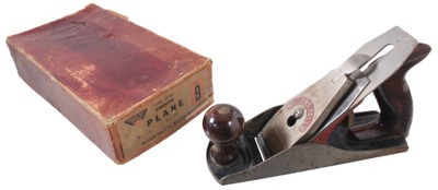Millers Falls Company, Millers Falls, Massachusetts, No. 9: Extra Clean 9" Smoothing Plane