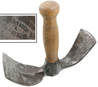 Gervaud, La Capelle, France: Dual Cutting Edge Hand Adze
