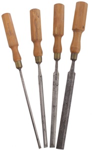 Ward & Payne, Sheffield, England: Stepped Set Of Four Patternmakers' Chisels