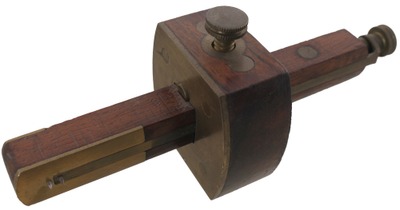 Henry Disston & Sons, Philadelphia, Pennsylvania, No. 95 1/2: Extra Clean R'wood & Brass Marking Gauge