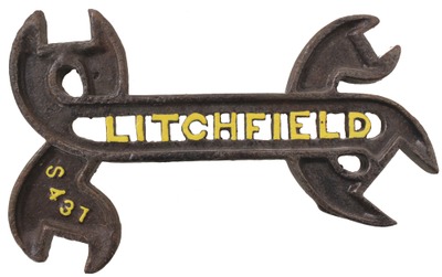 Litchfield Manufacturing Company, Waterloo, Iowa, No. S437: Cast Iron "Cutout" Wrench