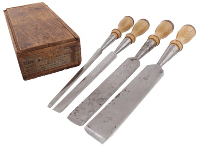 Union Hardware Company, Torrington, Connecticut, No. 32010: Boxed Set Of Four "Samson" Socket Chisels