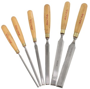Robert Sorby, Sheffield, England: Stepped Set Of Six Bevel Edge Chisels