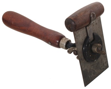 Stanley Rule & Level, No. 283: Carleton's Patent Cabinet Scraper