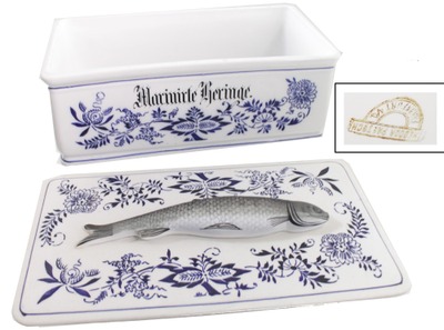 Theodor Paetsch, Frankfurt, Germany: Extra Clean "Onion Ware" Herring Box