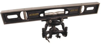 Stanley Rule & Level, No. 338: Cast Iron Leveling Stand