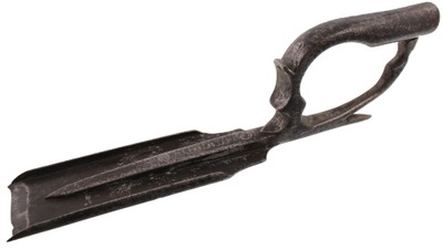 Unmarked: Early Hand Forged Farrier's Butteris