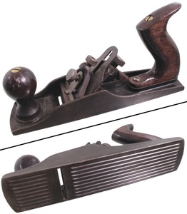 Sargent & Company, New Haven, Connecticut, No. 710 C: "Autoset" Patent Metallic Plane