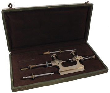 Unmarked: "Tour A Pivoter" Jeweler's Latheccess