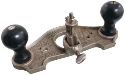 Millers Falls Company, Millers Falls, Massachusetts, No. 77: Closed Throat Router Plane