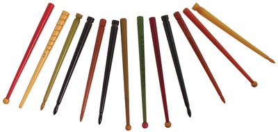Unmarked: Coll. Of Bakelite Swizzle Sticks
