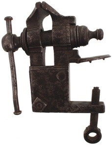 Unmarked: Early Hand Forged Iron Bench Vise