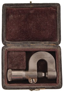 Brown & Sharpe Manufacturing, Providence, Rhode Island: Early Open Thread Micrometer