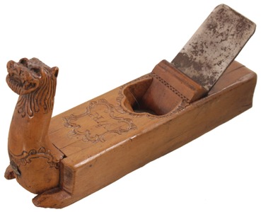 Unmarked: Carved & Decorated 18th C. Smooth Plane