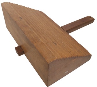 Unmarked: Extra Clean Early Beech Marking Gauge