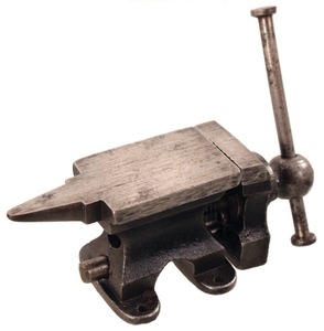 Unmarked: Extra Small Cast Iro Bench Vise