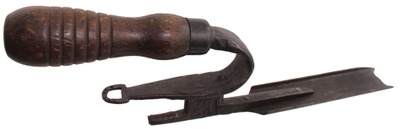 Unmarked: Early French Form Farrier's Butteris