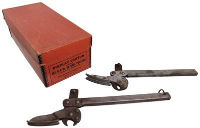 K-D Manufacturing Company, Lancaster, Pennsylvania, No. 90: Two Extra Clean Nail Pullers