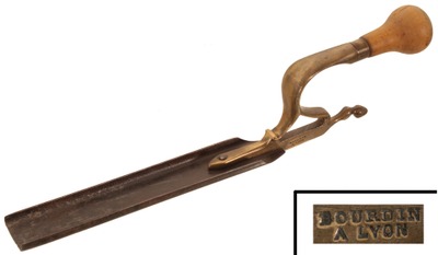 Bourdin à Lyon, France: Early Brass & Iron Farrier's Butteris