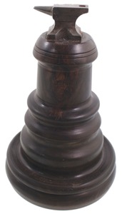 Unmarked: Early B'smith Anviltand