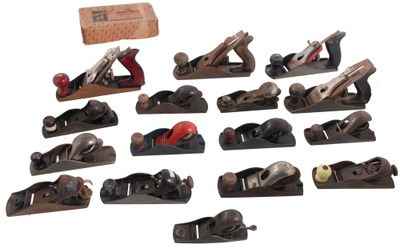 Assorted Makers: Lot Of Later Type Woodworking Planes
