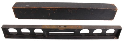 Unmarked: Early Shop Made Cast Iron Level