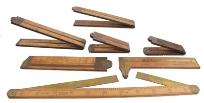 Stanley Rule & Level: Lot Of Asorted Folding Rule