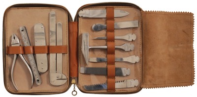 Hugo Berns, Solingen, Germany: Extra Clean Knive Hdl. Multi-Tool Kit