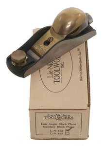 Lie-Nielsen Tool Works, Warren, Maine, No. LN-102: Cast Iron Block Plane