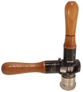 Millers Falls Company, Millers Falls, Massachusetts, No. 4: Pratt's Patent Auger Handle